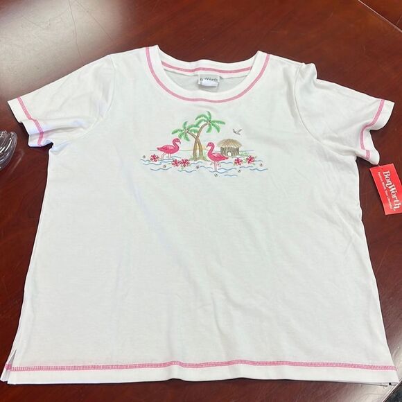 Bon Worth White Flamingo Embroidered T-Shirt sz LP NWT - Picture 1 of 5